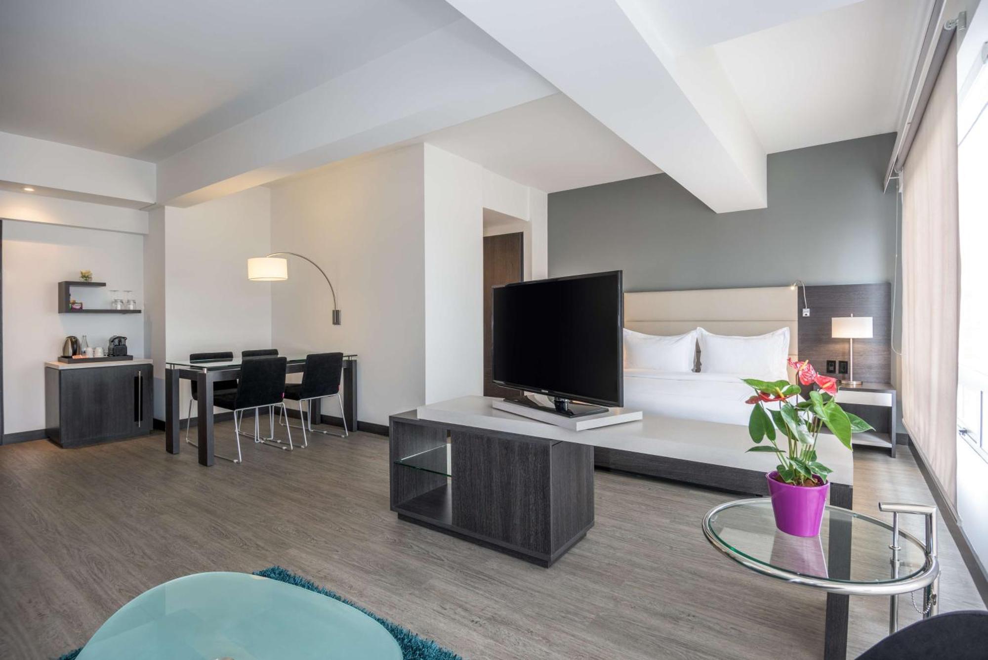 Nh Bogota Urban 26 Royal Otel Dış mekan fotoğraf