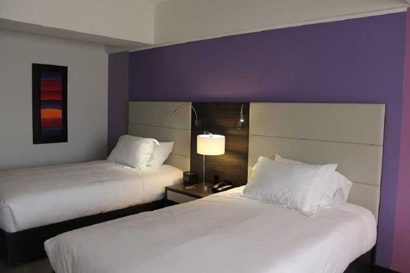 Nh Bogota Urban 26 Royal Otel Dış mekan fotoğraf